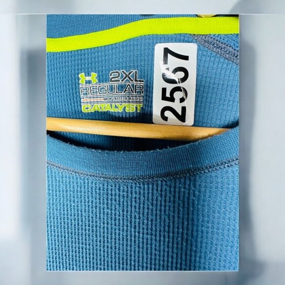 Under Armour Catalyst All Season Long Sleeve 2XL Mens Includes both shirts - Picture 7 of 7